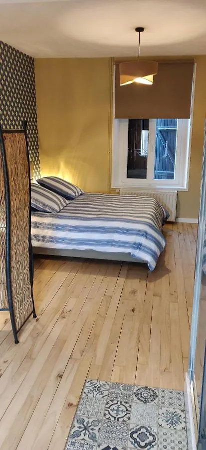 Appartement L'Arche D' Engel à Courpiere Séjour chez l'habitant