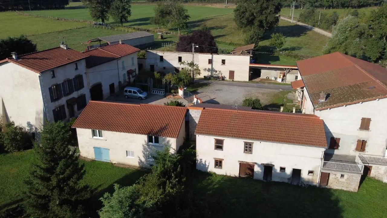 Séjour chez l'habitant Appartement L'Arche D' Engel à Courpiere France