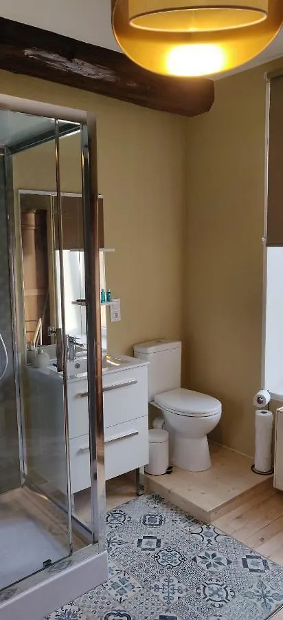 Appartement L'Arche D' Engel à Courpiere 0*,  France